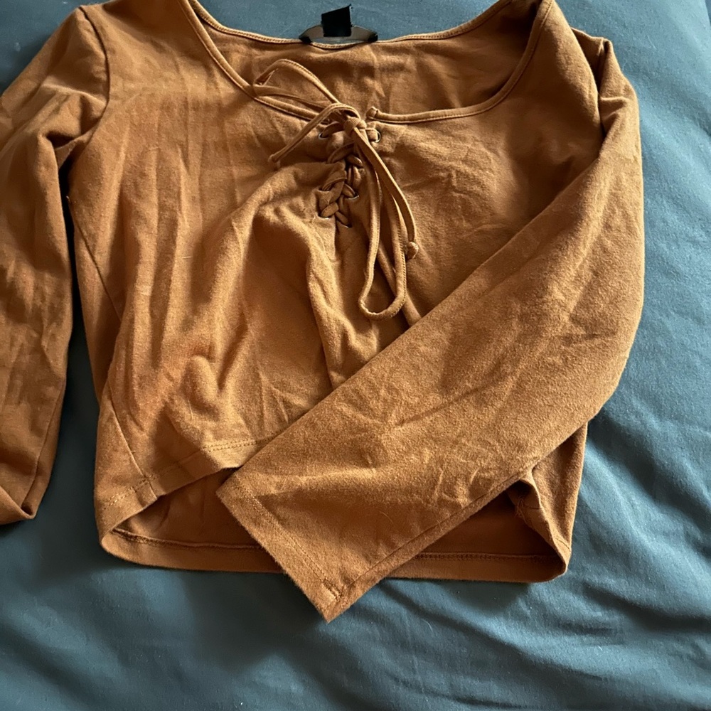 Brown forever 21 3/4 sleeve crop top!